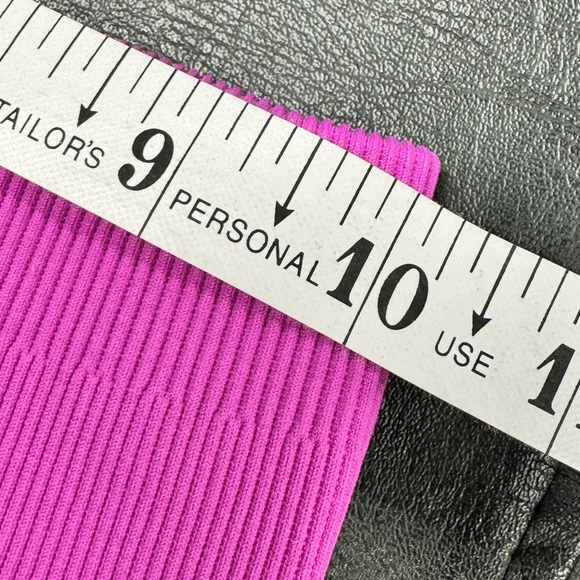 Lululemon Seamless High Rise Crop Leggings - Picture 7 of 7